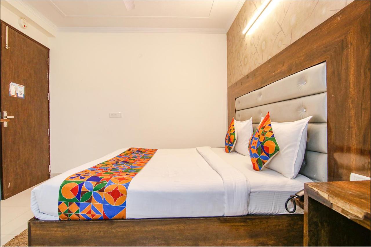 Hotel Fabhotel Airport Avalon Near Igi Airport New Delhi