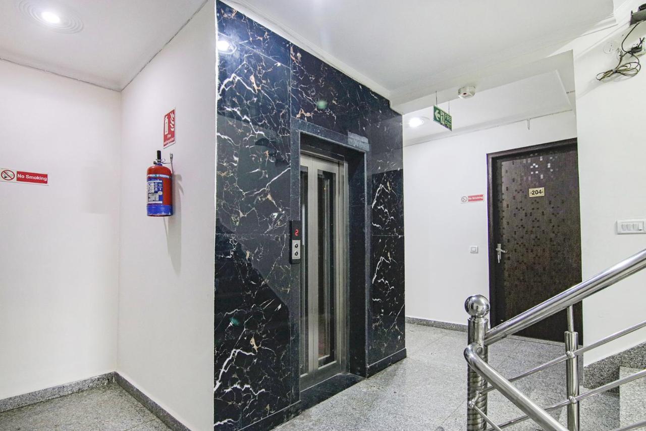Hotel Fabhotel Airport Avalon Near Igi Airport New Delhi